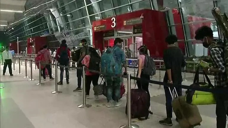 Centre issues new guidelines for international arrivals; 7-day home quarantine mandatory COVID