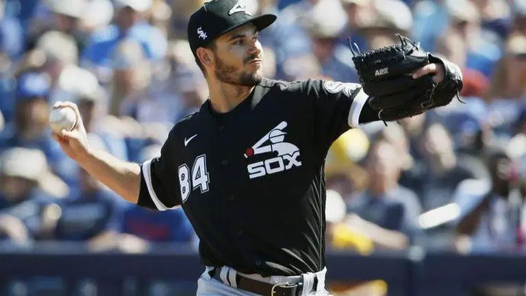 Dylan Cease pitches 4 crisp innings for Chicago White Sox Dylan Cease pitches 4 crisp innings for Chicago White Sox