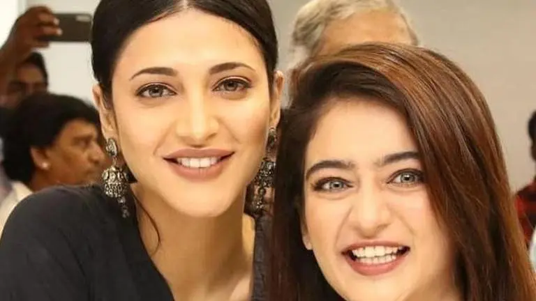 Unseen pic of the day: Shruti Haasan shares hilarious childhood pic with sister Akshara Shruti Haasan