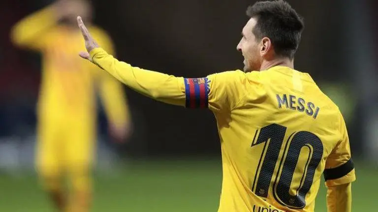 Barcelona rests Messi, De Jong in Champions League match