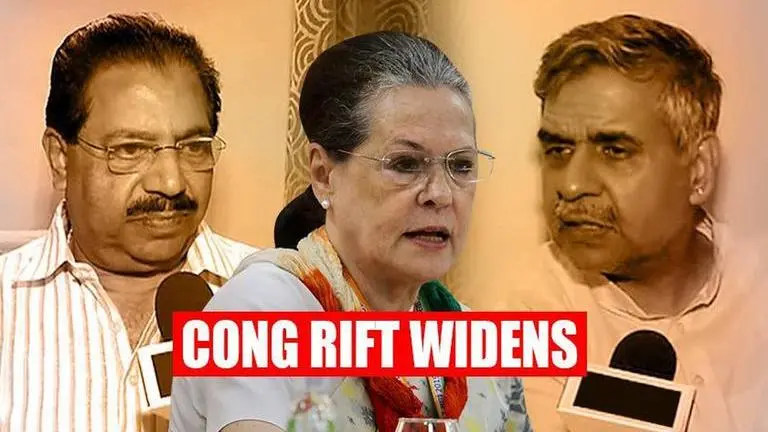 Congress rift widens, Chacko group writes to Sonia against Dikshit Congress