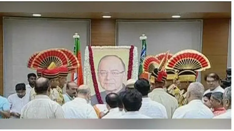 Arun Jaitley's Final Journey: Last rites at Nigambodh Ghat with honour Arun Jaitley