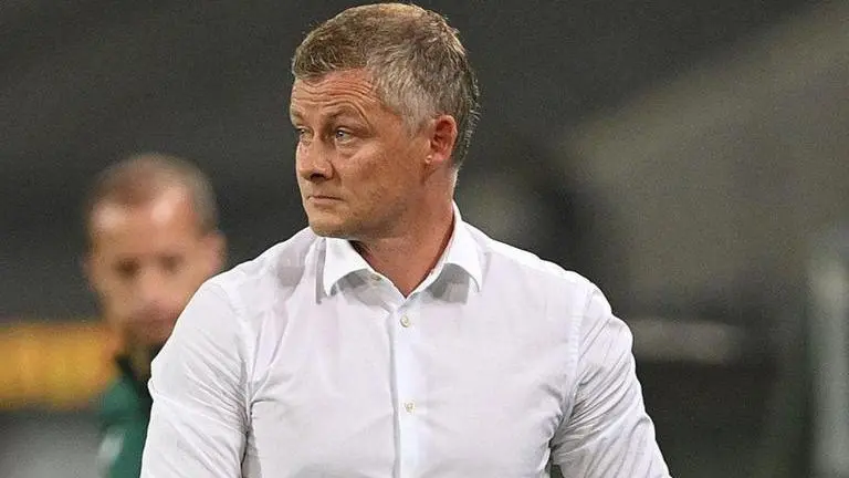 Chelsea vs Man United: Solskjaer FURIOUS at rivals trying to influence referees with posts chelsea vs man united