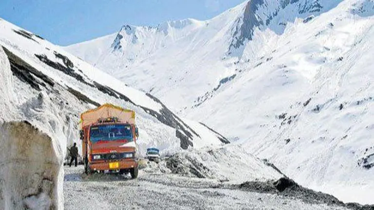 Leh freezes at minus 6.7 C; rain likely in J&K, Ladakh