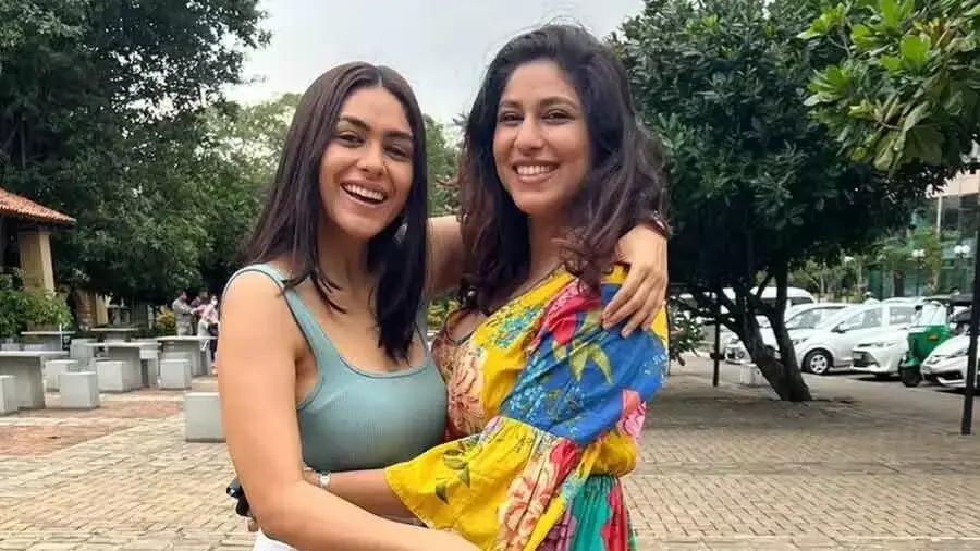 Meet Lochan Thakur, Make Up Artist And Sister Of Sita Ramam, Hi Nanna Star Mrunal Mrunal Thakur and Lochan Thakur