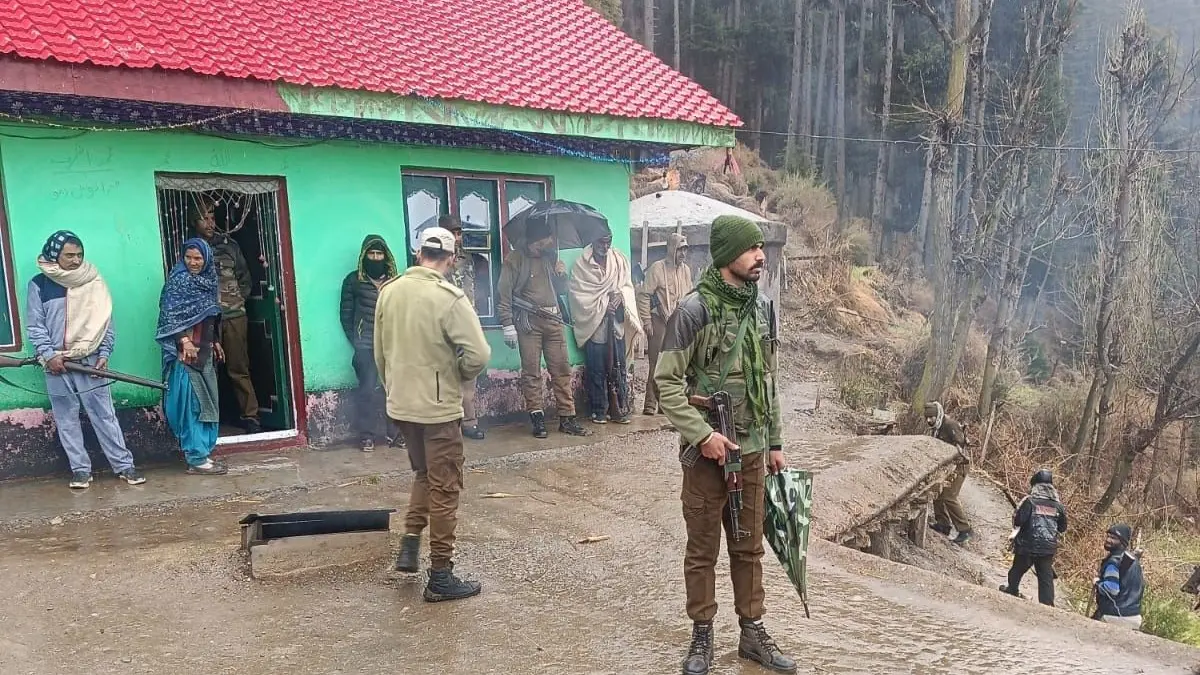 J&K: Anti Terror Operation Underway In Udhampur By Security Forces Forces launch Anti-Terror operation in dozen villages of Udhampur