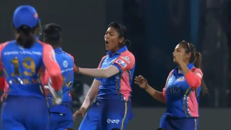 WPL 2024 Royal Challengers Bangalore vs Mumbai Indians Highlights: MI overwhelms RCB by 7 wickets RCB vs MI