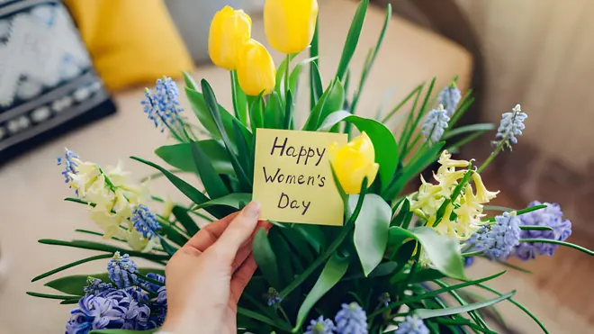 8 मार्च: आज महिलांसाठी विशेष आहे, या तारखेला काय घडले ते जाणून घ्या 8 मार्च: आज महिलांसाठी विशेष आहे, या तारखेला काय घडले ते जाणून घ्या