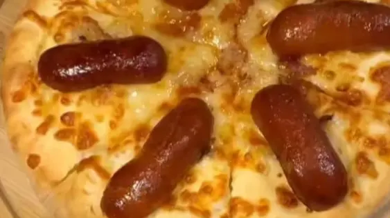 Gulab Jamun Pizza Takes Internet By A Storm, Angers Foodies Gulab Jamun Pizza