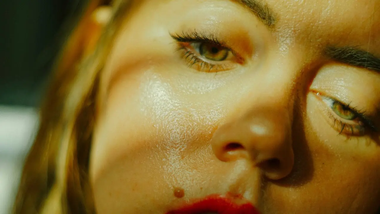 What Is The Pearl Skin Beauty Trend Which Is Going Viral? What Is The Pearl Skin Beauty Trend Which Is Going Viral?