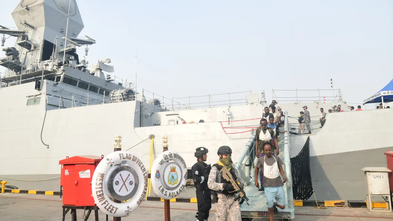 Indian Navy's Operation Sankalp Clocks 100 Days as MARCOs deliver 35 Somali Pirates to Mumbai Police MARCOS