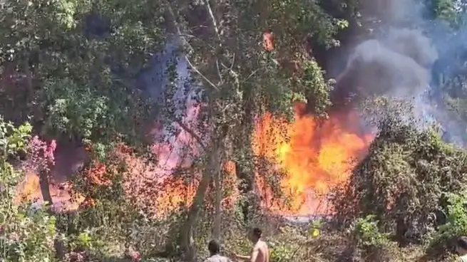 Massive Fire Breaks Out at Residential Building in Purulia