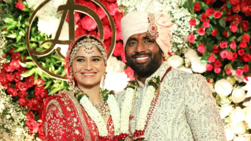 First Photos: Arti Singh-Dipak Chauhan Tie The Knot In A Lavish Wedding Ceremony At Iskcon Temple Arti Singh