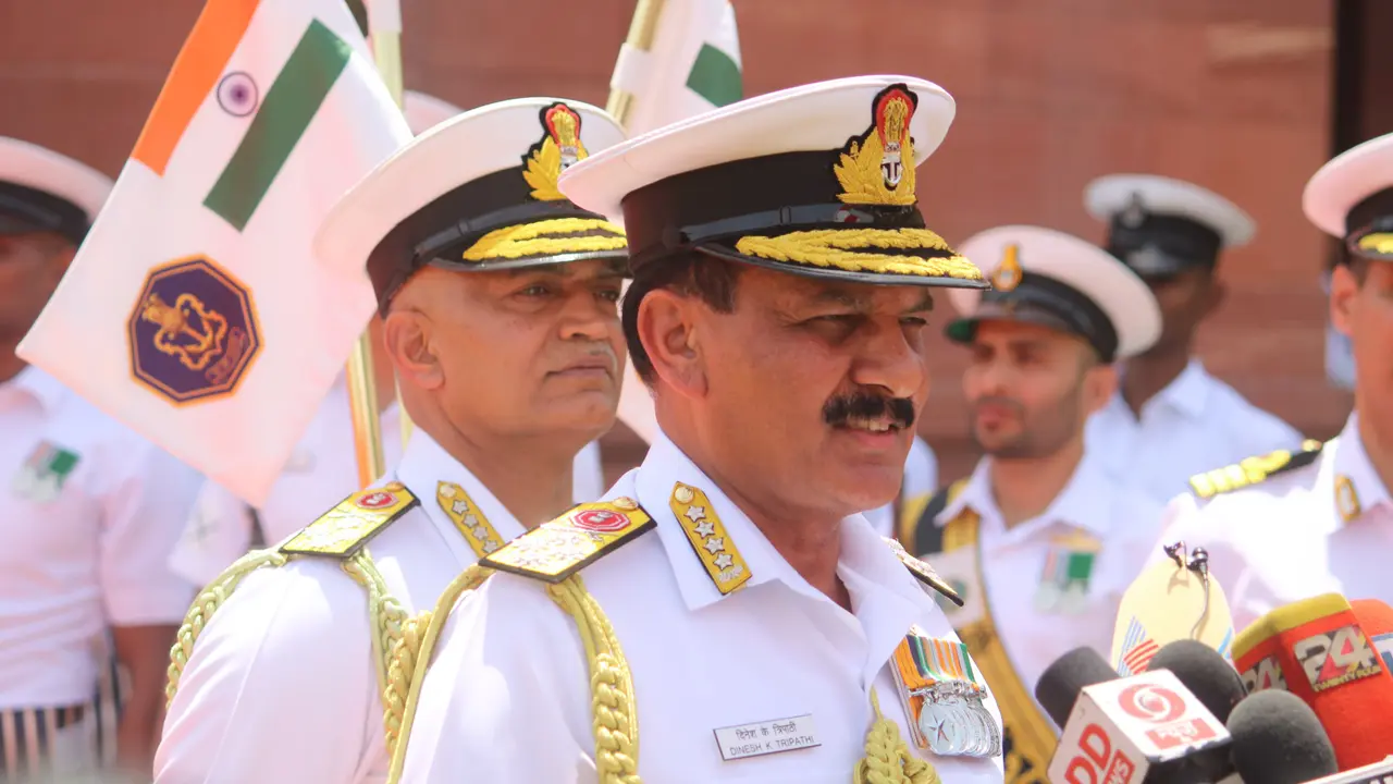 Indian Navy Welcomes Admiral Dinesh K Tripathi as New Chief of Naval Staff Admiral Dinesh K Tripathi
