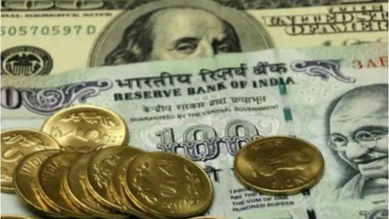Rupee dives 28 paise to 70.97 against US dollar