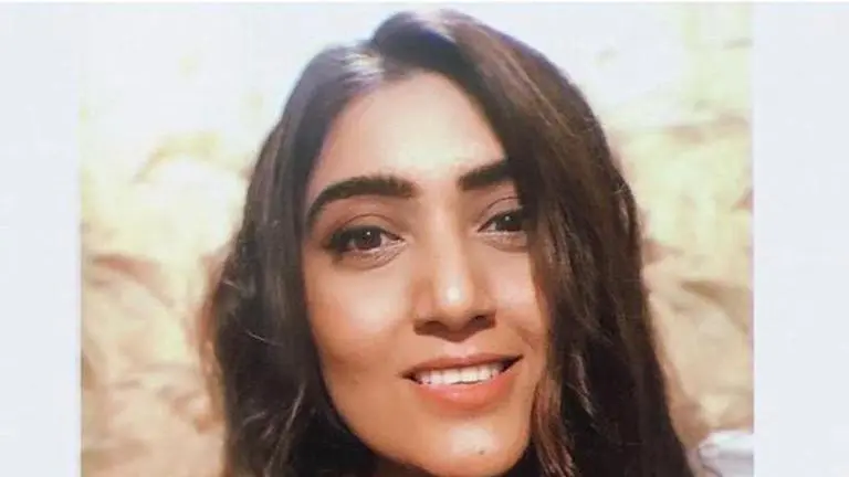 Shireen Mirza tells her beautiful love story and how she met her husband Hasan shireen mirza