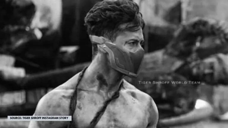 Tiger Shroff urges fans to wear a mask & 'stay safe' amid Coronavirus outbreak; see pic Tiger shroff