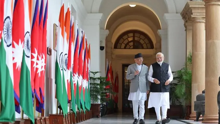 India & Nepal ink raft of pacts to broadbase ties, resolve to address boundary dispute amicably Modi Prachanda Hyderabad House
