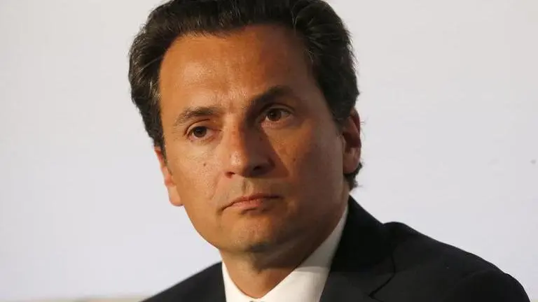 Former oil boss faces more charges in Mexico corruption case Former oil boss faces more charges in Mexico corruption case