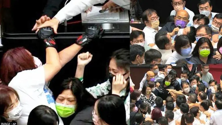Taiwan: Brawl among lawmakers during discussion on govt’s handling of COVID pandemic Taiwan