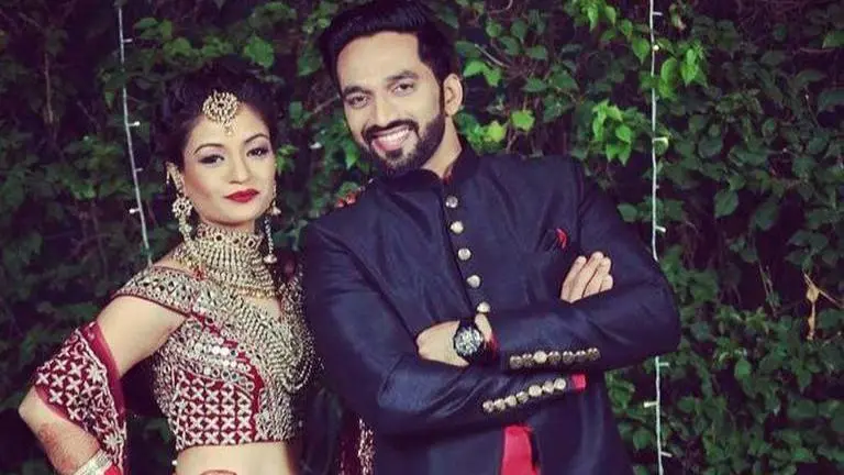 Actress Shruti Rawatt announces divorce from Nikhil Agawane after 6 years of marriage shruti rawat