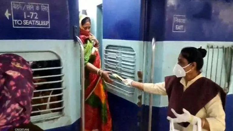 Menstrual Hygiene Day: Indian Railways gives sanitary pads to women on Shramik trains Menstrual Hygiene Day