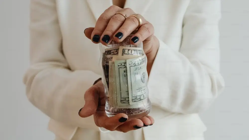 Empowering women investors: Key tips for financial success Financial empowerment for women