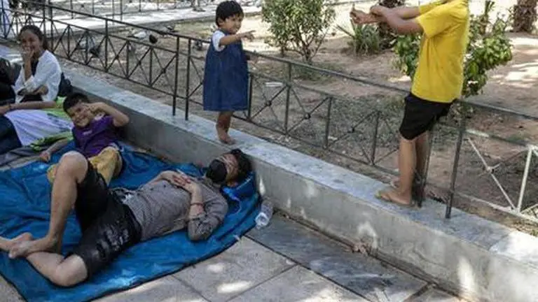 Flurry of tests as COVID hits Greece's biggest migrant camp