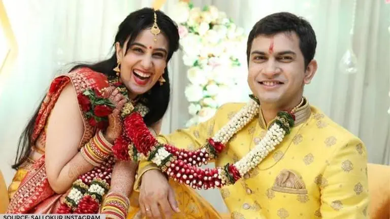 sai lokur engagement photos