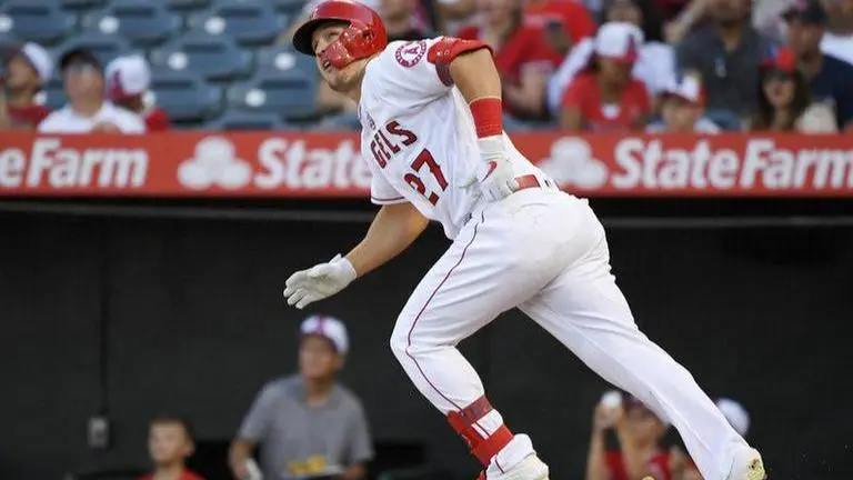 Angels' Trout confirms he'll play this year with baby on way