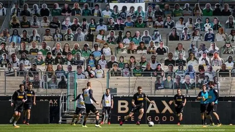 Bundesliga return: Borussia Monchengladbach train in front thousands of cardboard fans Bundesliga return