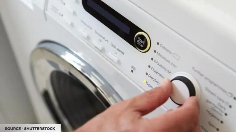 E17 Error Code on Bosch Washing Machine: What does it indicate and how to fix it? Source: Shutterstock