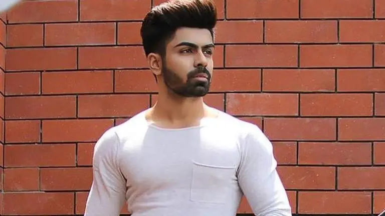 Bhagyalaxmi actor Akash Choudhary escapes major road accident in Mumbai Bhagyalaxmi