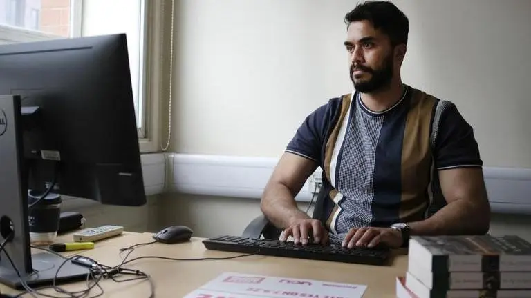 Labour dispute of lecturers in UK leaves thousands of students unable to graduate Tanzil Chowdhury