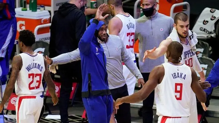 Clippers rebound from 51-point debacle to top Wolves 124-101