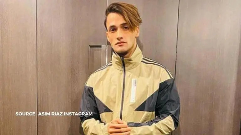 Asim Riaz flaunts his ripped physique, says, 'Hustle like you got no friend' asim riaz