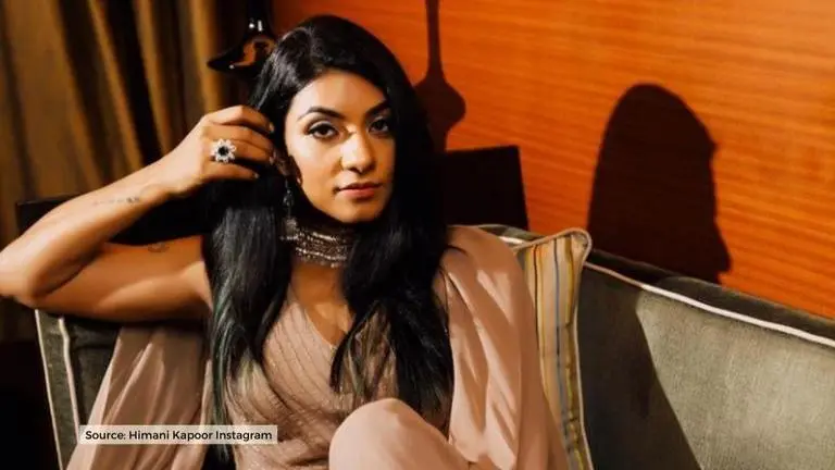 'Pagglait' singer Himani Kapoor opens up on why she was rejected from 'Indian Idol 1' Himani Kapoor, 'Pagglait' movie