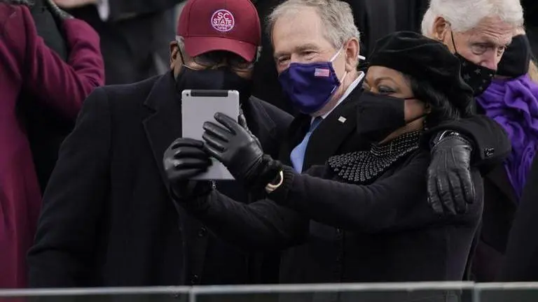 Clyburn: Bush called him a 'savior' for boosting Biden