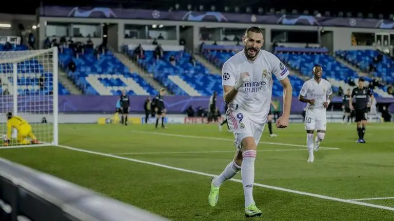 Madrid beats Gladbach to avoid Champions League elimination