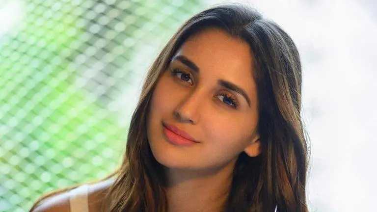 The Big Bull actress Nikita Dutta shares throwback photos from Maldives with a message Nikita Dutta