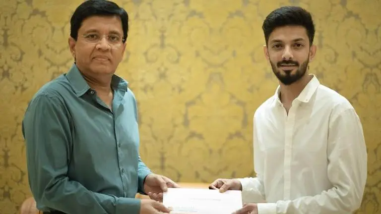 After Rajinikanth, Anirudh Ravichander receives bonus cheque for Jailer success Anirudh