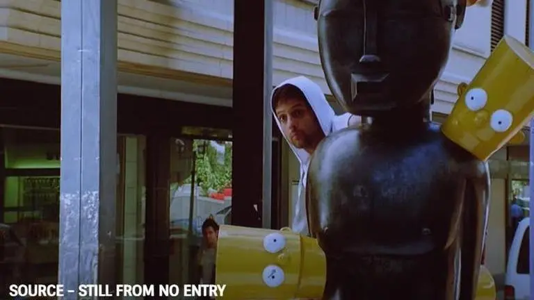 Fardeen Khan celebrates 47th birthday; "then and now" photos of the actor Fardeen Khan