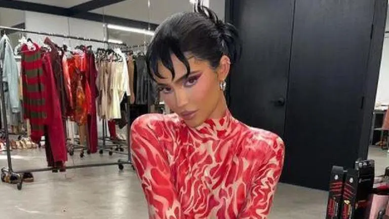Kylie Jenner's blood photoshoot faces criticism; netizens call it 'disturbing' kylie jenner, kylie jenner blood photoshoot