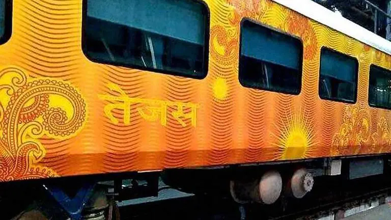 Del-Lko Tejas: Free rail insurance of Rs 25 lakh each for passengers Delhi-Lucknow Tejas Express