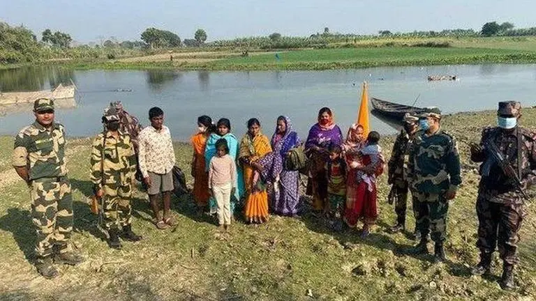 BSF detains Bangladeshi nationals at West Bengal borders, hands over to Dhaka authorities BSF