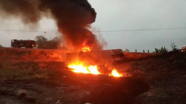 Nigeria: Massive explosion in oil refinery kills over 50 people, several others injured Nigeria