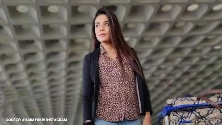 'Kundali Bhagya' fame Anjum Fakih visits Golden Temple, shares picture from the shrine Kundali Bhagya