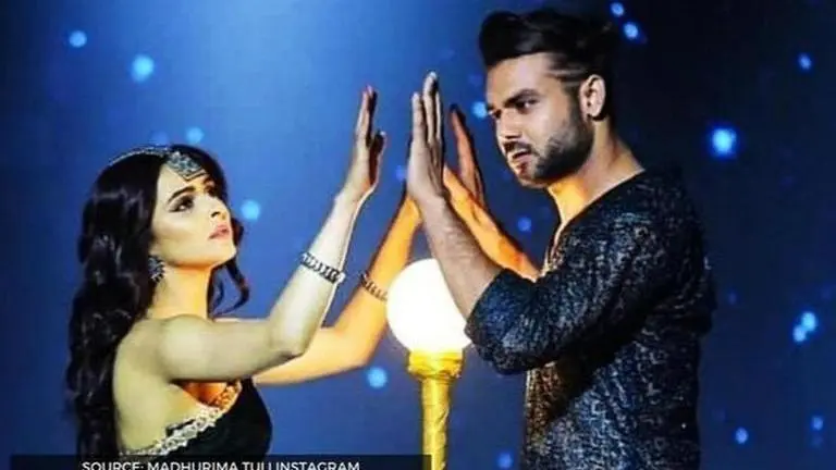 Madhurima Tuli says she is bored amid lockdown; Fans suggest to reunite with Vishal Singh madhurima tuli