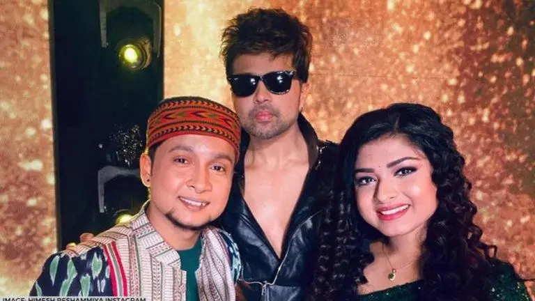 Tere Bagairr review: Himesh Reshammiya's melody and Arunita-Pawandeep's voice impress fans tere bagairr