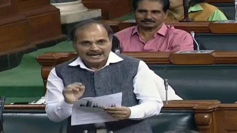 LS: Congress protests over disinvestment of PSUs, electoral bond LS